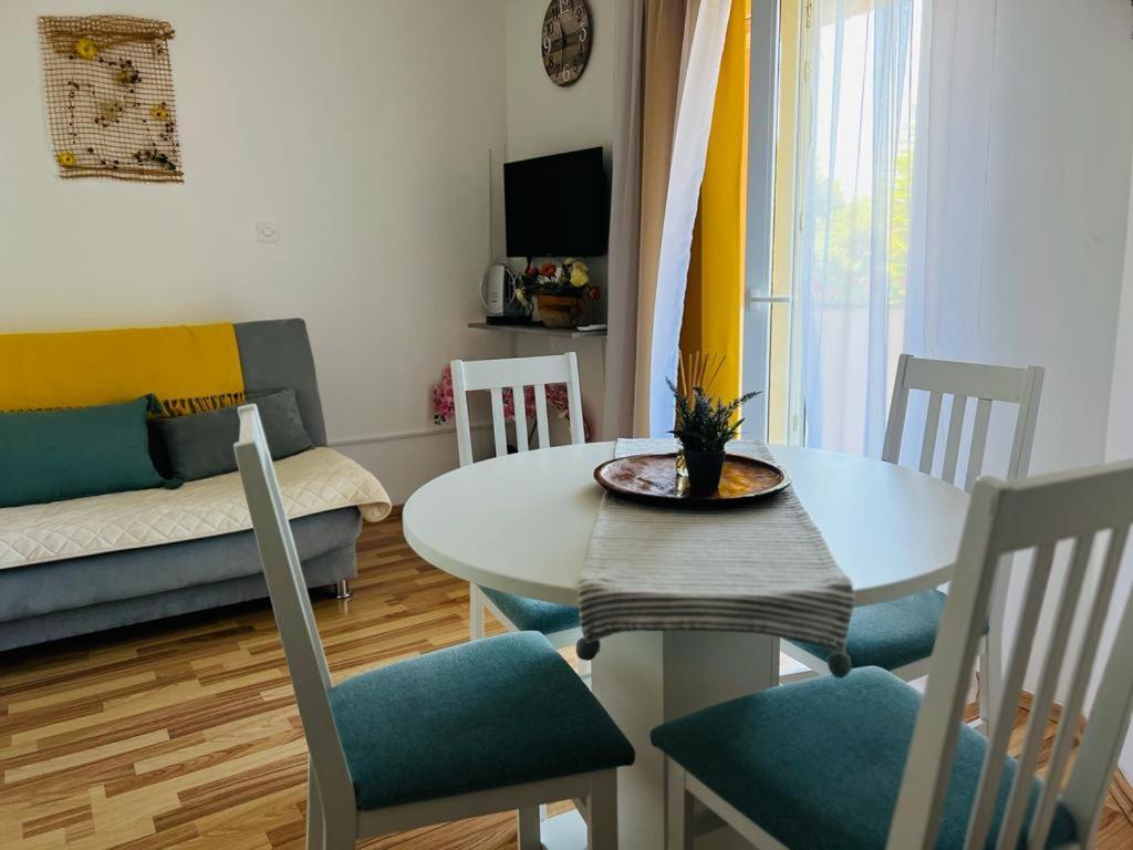 Apartments Adela Polje  Rom bilde